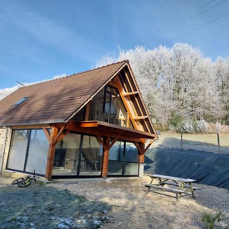Gite En Lisiere De Foret Andaine Perrou Exterior photo